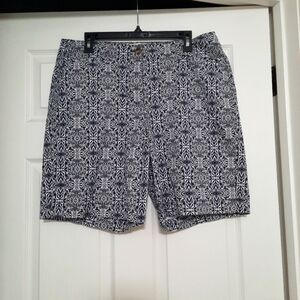 Kim Rogers Size 16 Navy Blue White Patterned Bermuda Shorts